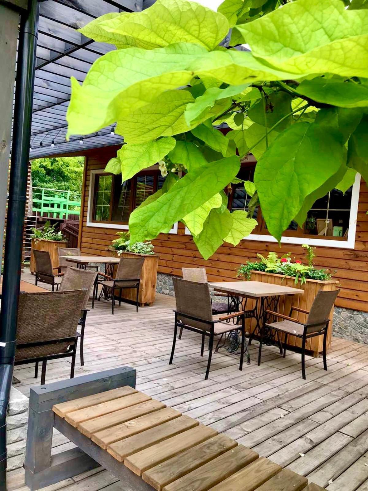 Uzyn Hotel Bannyi Dvir מראה חיצוני תמונה