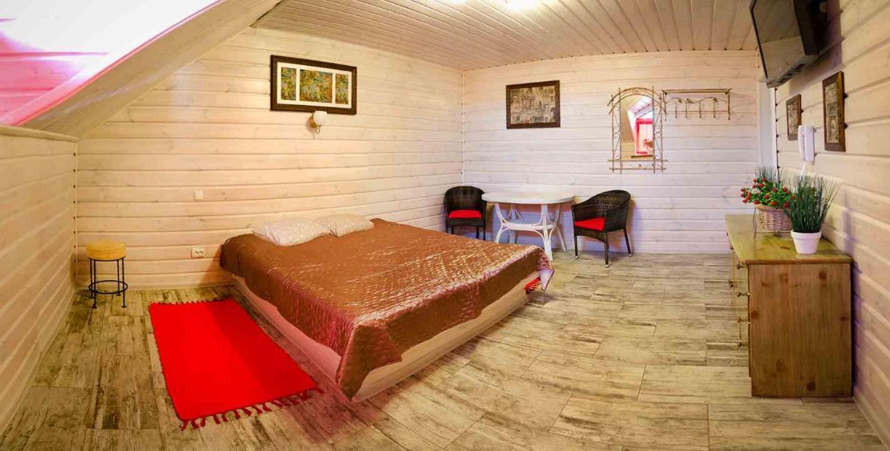 Uzyn Hotel Bannyi Dvir מראה חיצוני תמונה